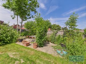 Photo 26- click for photo gallery